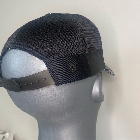 Lululemon Black White Speckled Design Baller Cap Adjustable Snapback Hat
